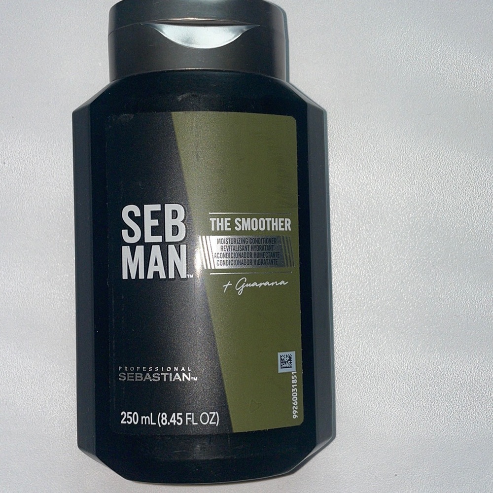 SEB man The smoother moisturizing conditioner 8.45 fluid ounces NWT